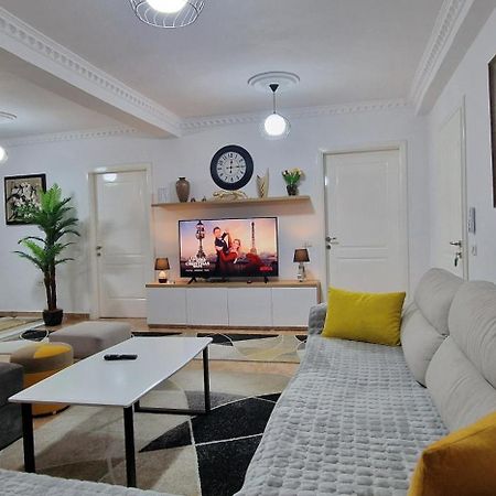 Daily Rent Apartment City Center Elbasan 6 מראה חיצוני תמונה