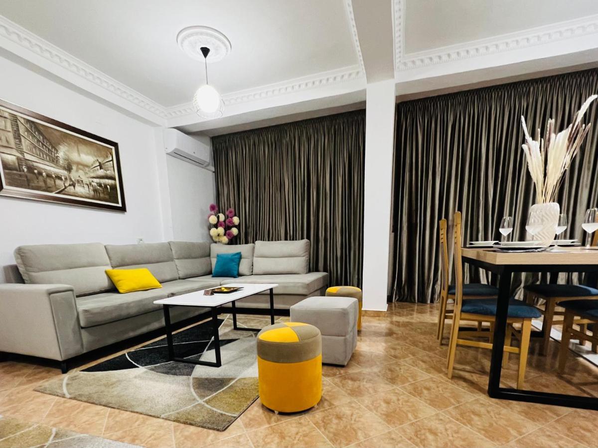 Daily Rent Apartment City Center Elbasan 6 מראה חיצוני תמונה