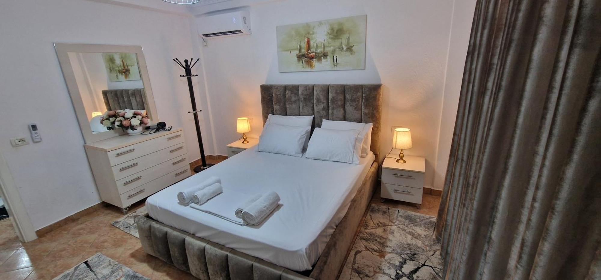 Daily Rent Apartment City Center Elbasan 6 מראה חיצוני תמונה