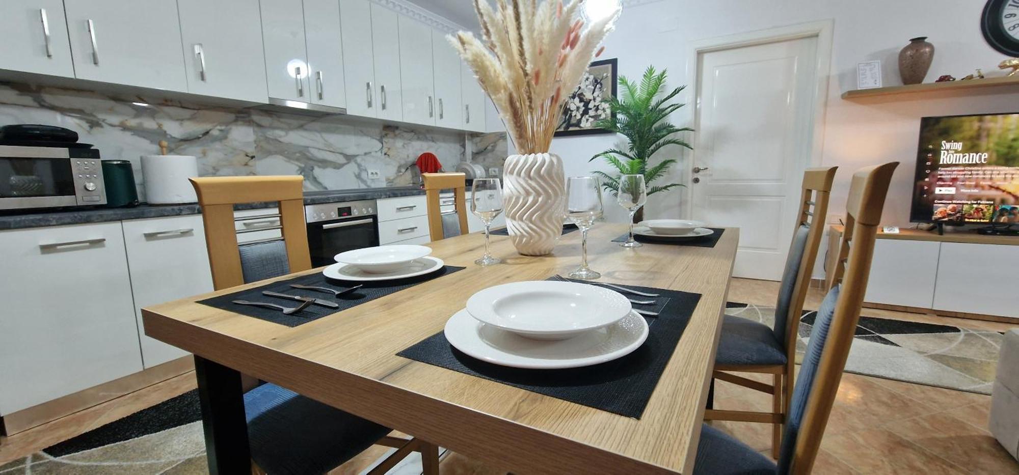 Daily Rent Apartment City Center Elbasan 6 מראה חיצוני תמונה